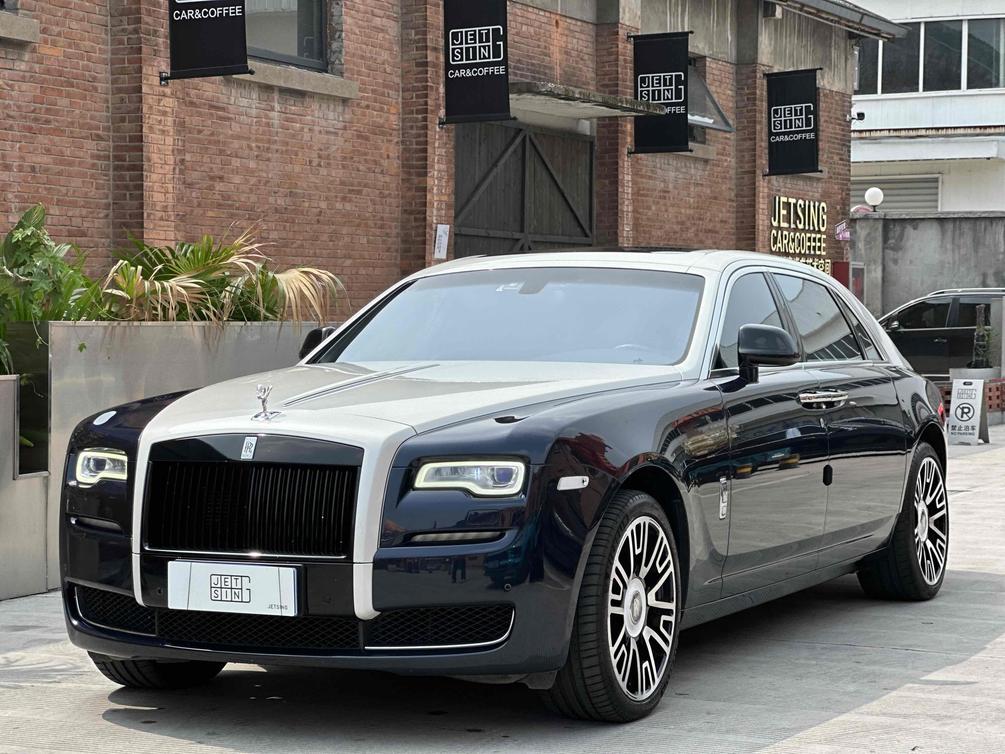 r1020217-rolls-royce-ghost-2017_0