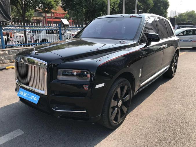 r1020546-rolls-royce-cullinan-2021_0
