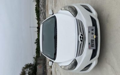 r1020551-hyundai-elantra-2012_0