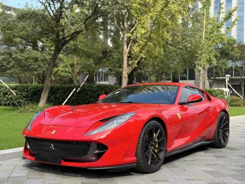 r1020813-ferrari-812-2019_0