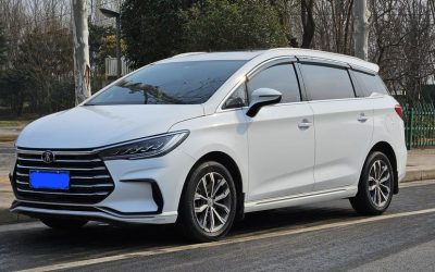 r1020845-byd-song-max-2021_0