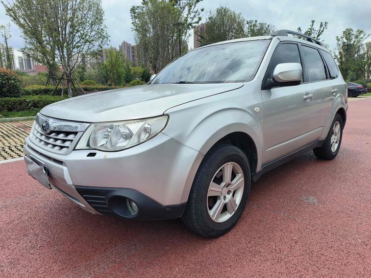 r1020853-subaru-forester-2009_0