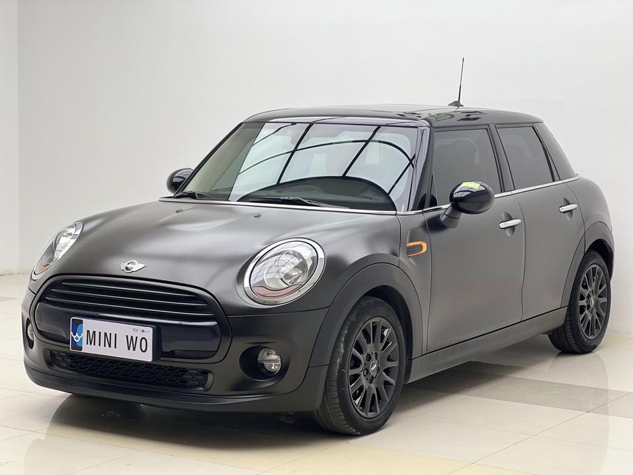 r1020867-mini-2018_0