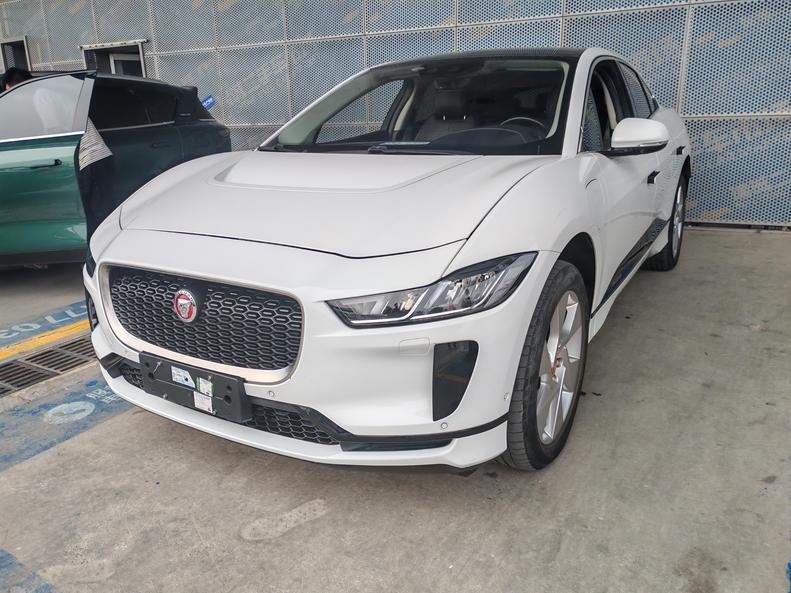 r1020889-jaguar-i-pace-2020_0