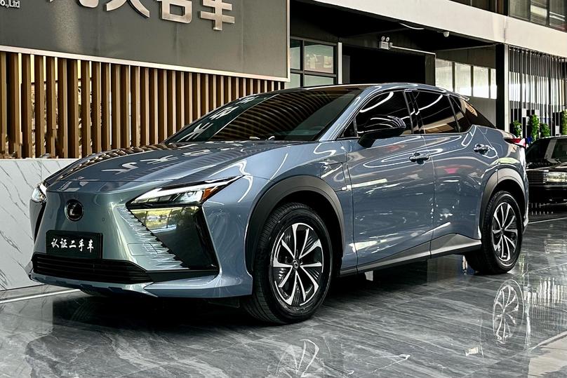 r1020928-lexus-rz-2024_0