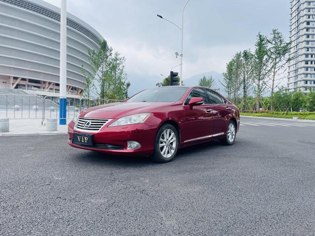 r1020995-lexus-es-2012_0