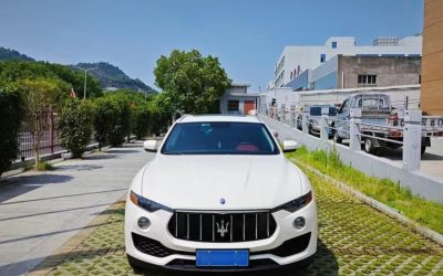 r1021037-maserati-levante-2018_0