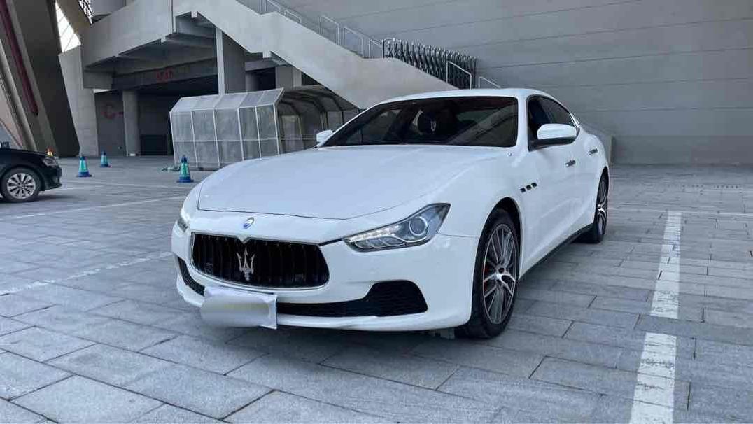 r1021051-maserati-ghibli-2016_0