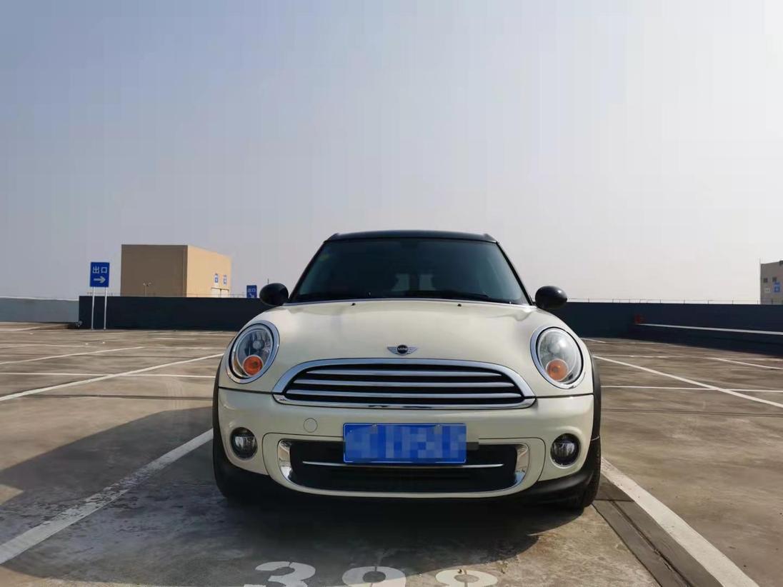 r1021148-mini-clubman-2012_0