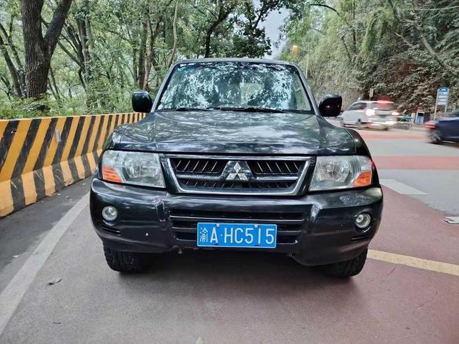 r1021245-mitsubishi-pajero-2008_0