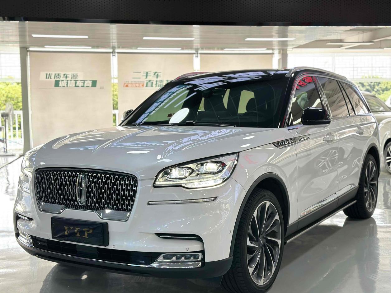 r1021331-lincoln-aviator-2022_0