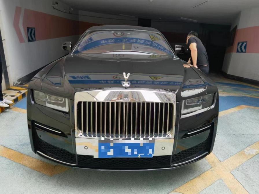 r1021517-rolls-royce-ghost-2021_0
