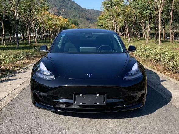 r1021544-tesla-model-3-2020_0