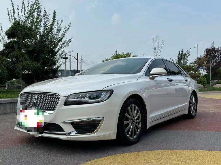 r1021642-lincoln-mkz-2024_0