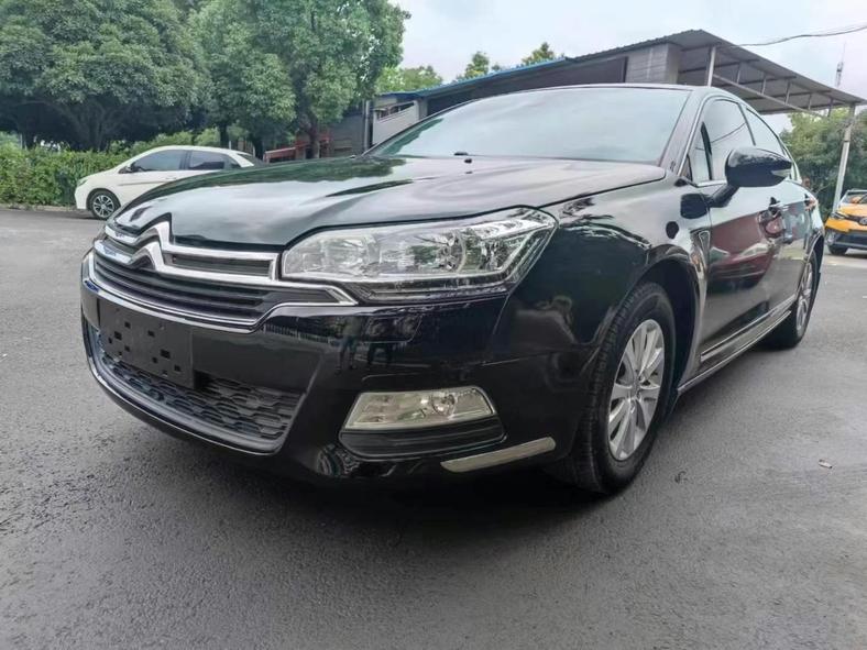 r1021733-citroen-c5-2015_0