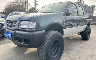 r1021786-isuzu-pickup-2012_0