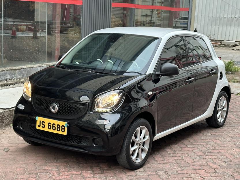 r1021849-smart-forfour-2018_0