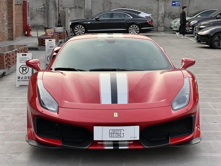 r1021984-ferrari-488-2019_0