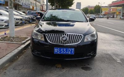 r1019046-buick-lacrosse-2011_0