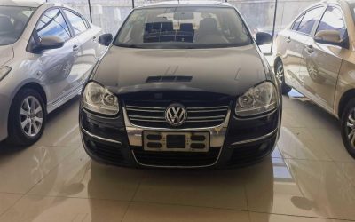r1019071-volkswagen-sagitar-2009_0