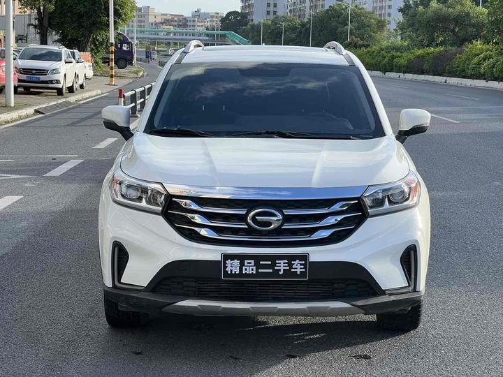 r1019112-trumpchi-gs4-2019_0