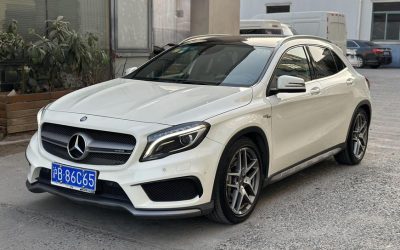 r1019119-mercedes-benz-gla-amg-2015_0