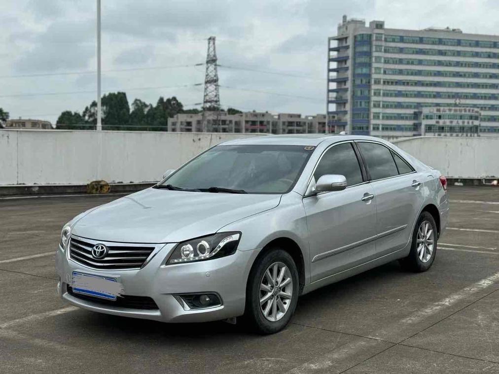 r1019124-toyota-camry-2011_0