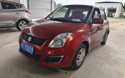 r1019149-suzuki-swift-2013_0