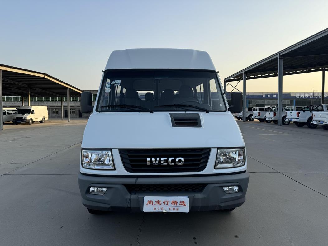 r1019169-naveco-deyi-2021_0