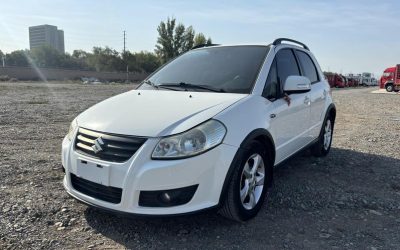 r1019194-suzuki-sx4-2011_0