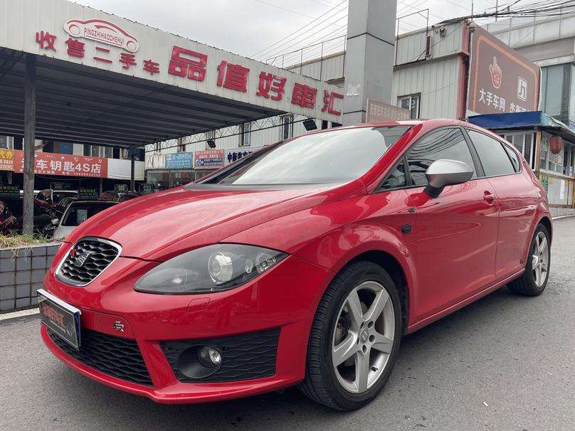 r1019262-seat-leon-2012_0