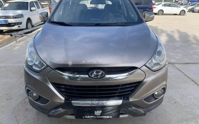 r1019273-hyundai-ix35-2011_0