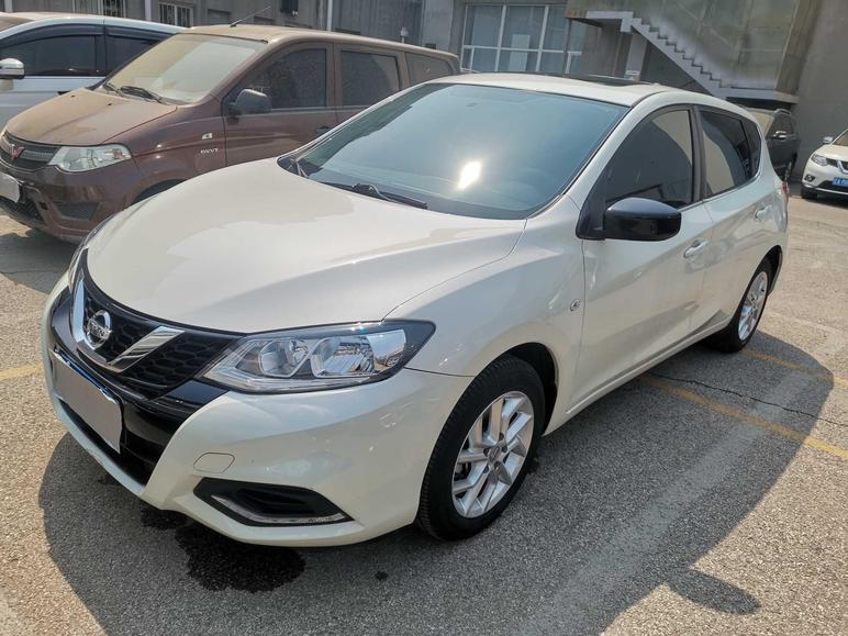 r1019297-nissan-tiida-2020_0