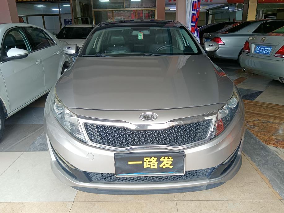 r1019315-kia-k5-2011_0