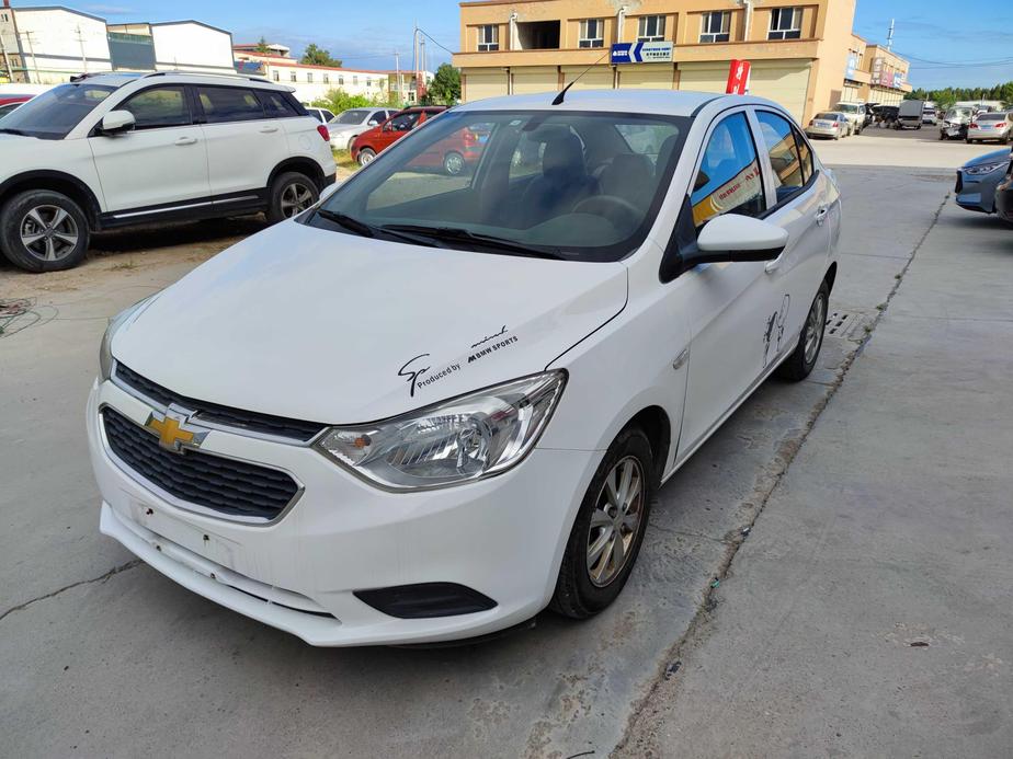 r1019339-chevrolet-sail-2015_0