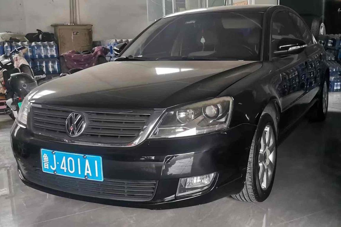r1019379-volkswagen-passat-ev-2011_0