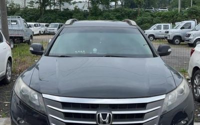 r1019380-honda-crosstour-2013_0