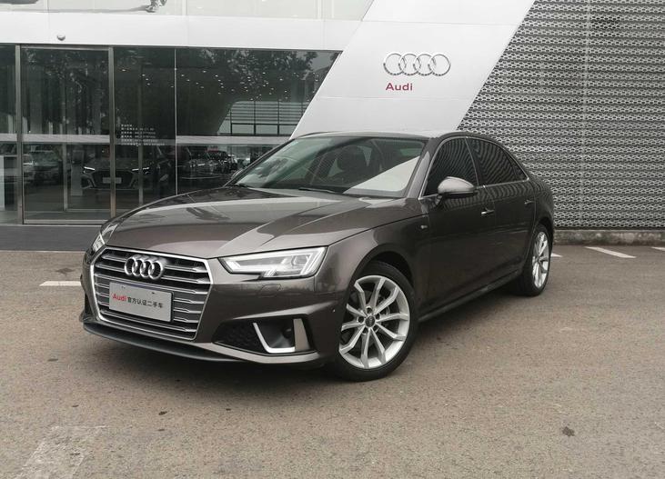 r1019402-audi-a4l-2020_0