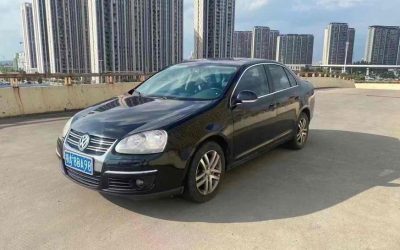 r1019407-volkswagen-sagitar-2010_0