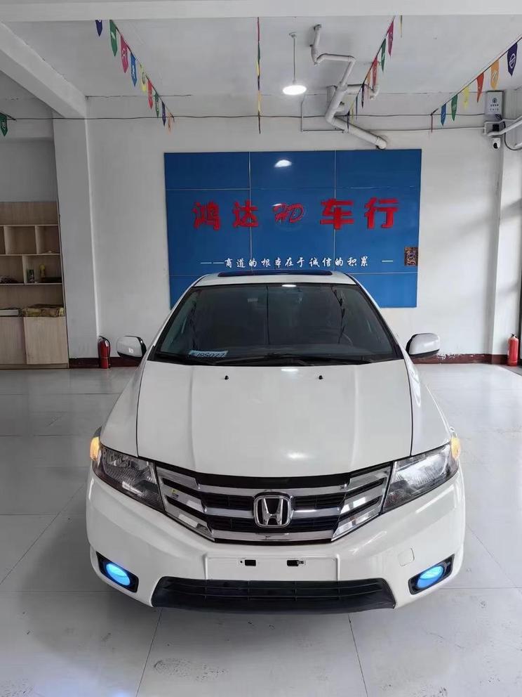 r1019437-honda-city-classic-2014_0