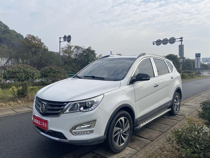 r1019445-baojun-560-2017_0