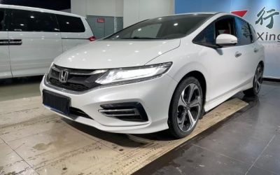 r1019479-honda-jade-2017_0