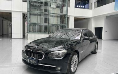r1019510-bmw-7-series-2013_0
