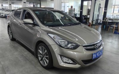 r1019520-hyundai-elantra-2015_0