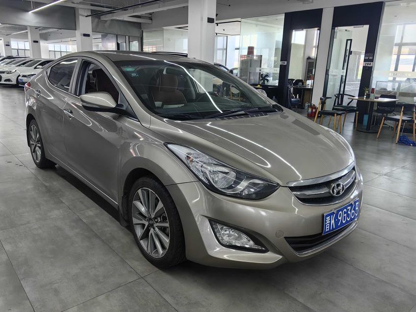 r1019520-hyundai-elantra-2015_0