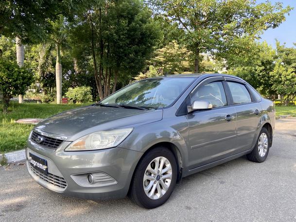 r1019552-ford-focus-2012_0