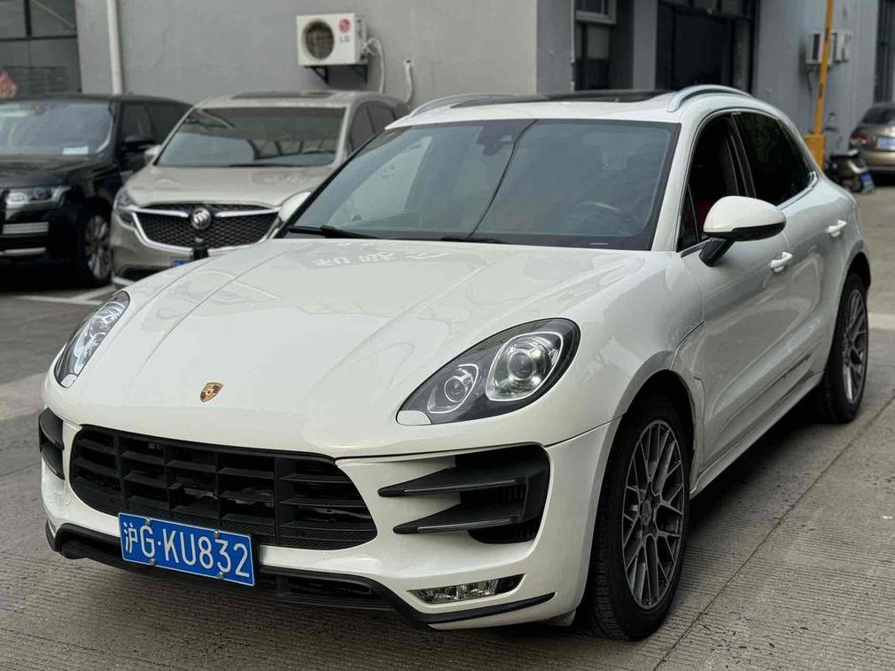 r1019580-porsche-macan-2015_0
