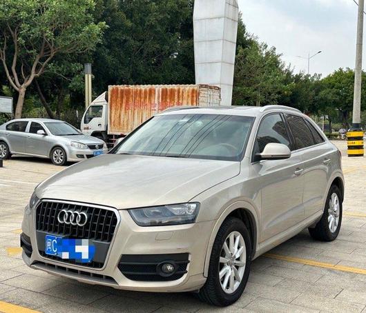 r1019643-audi-q3-2014_0