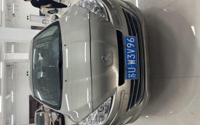 r1019644-peugeot-408-2013_0