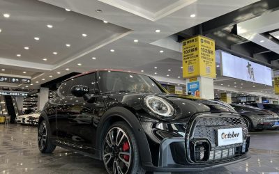 r1019666-mini-jcw-2021_0